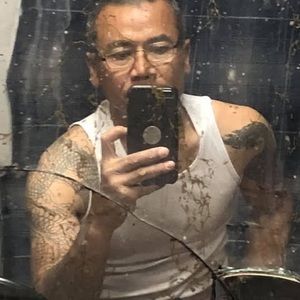 Meet your Posher, Sing